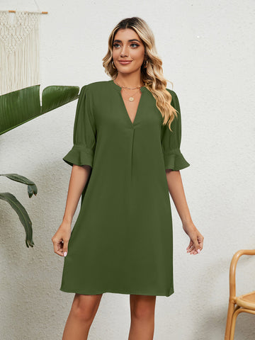 New solid color V-neck loose gathered five-quarter sleeve dress
